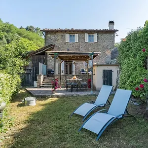 casa-di-laino.it-tuscanyhotel.com/